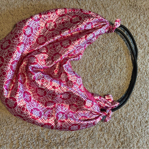 Old Navy Handbags - Pink Old Navy beach‎ bag z12
